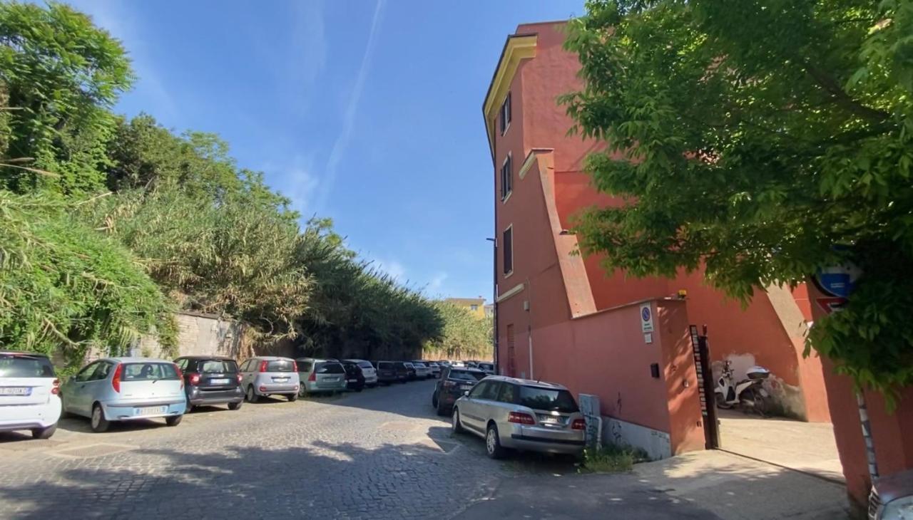 Guest Art Trastevere Station With Ac Рим Экстерьер фото