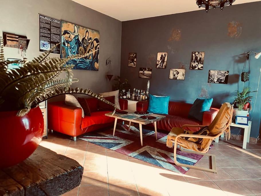 Guest Art Trastevere Station With Ac Рим Экстерьер фото