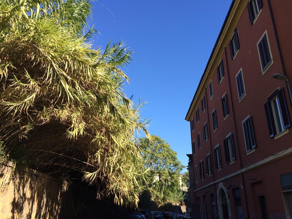 Guest Art Trastevere Station With Ac Рим Экстерьер фото